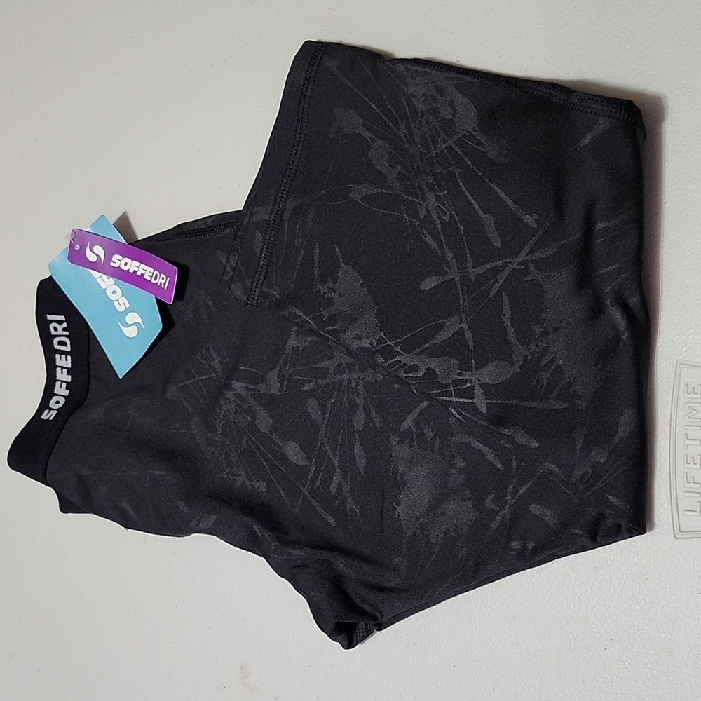 NWT Women's yoga leggings SzM